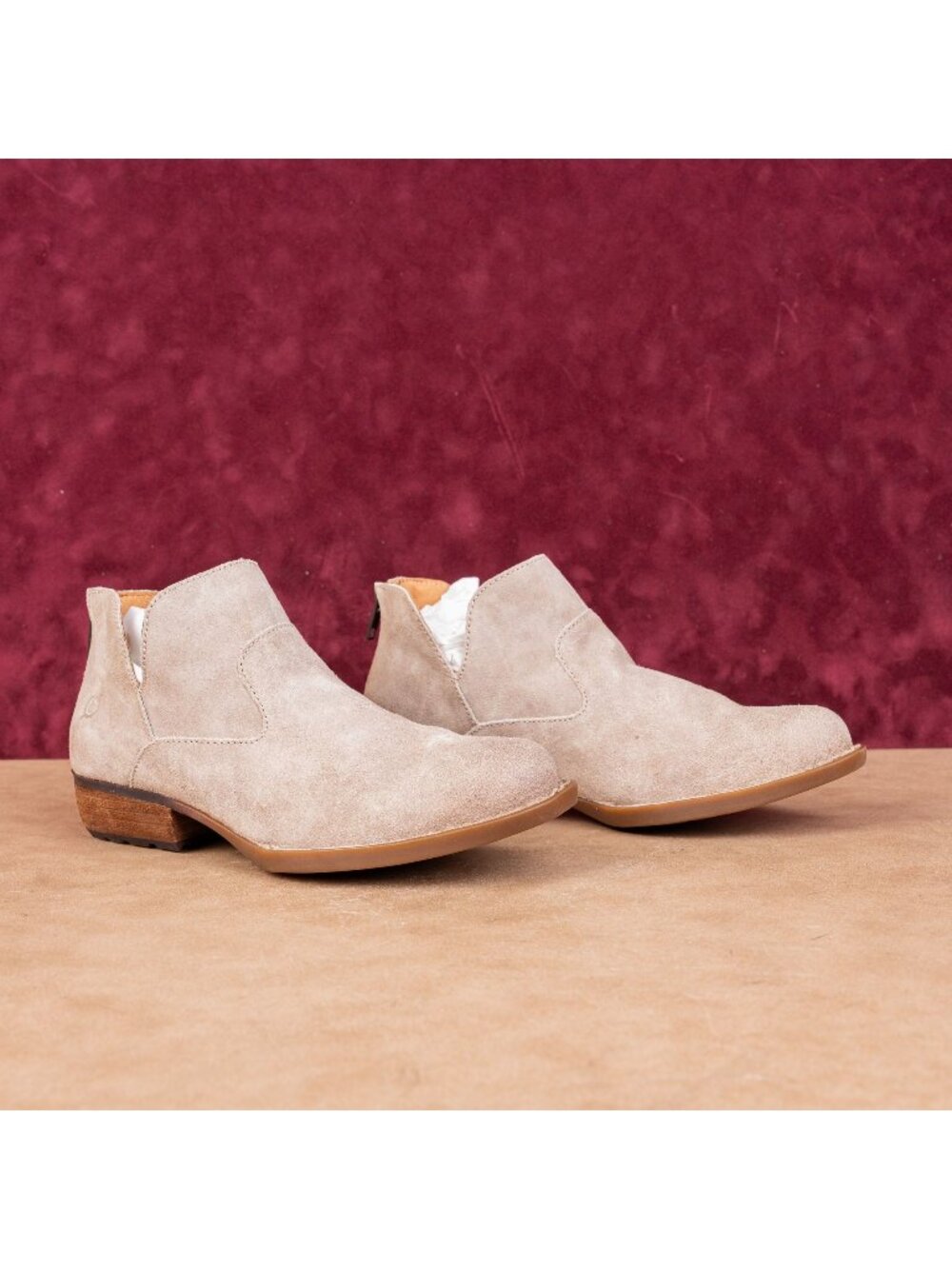 Born Women Kerri Distress Cream Leather Western Zip Ankle boots size 7
